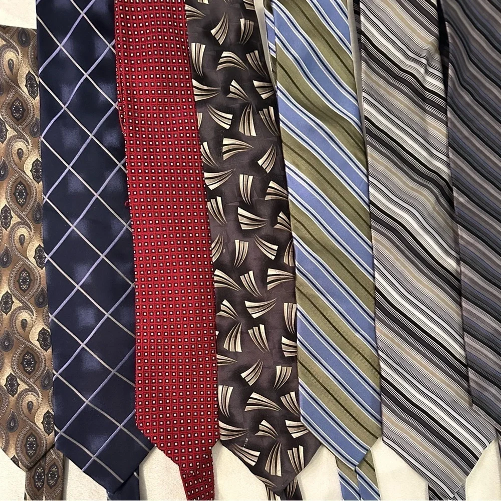 Mixed Lot of 12 Men’s Neck Ties Dept store brands Claiborne, Stafford, Alfani, x